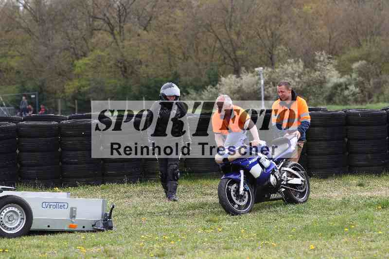 /Archiv-2023/06 10.04.2023 Moto Club Anneau du Rhin/Impressionen